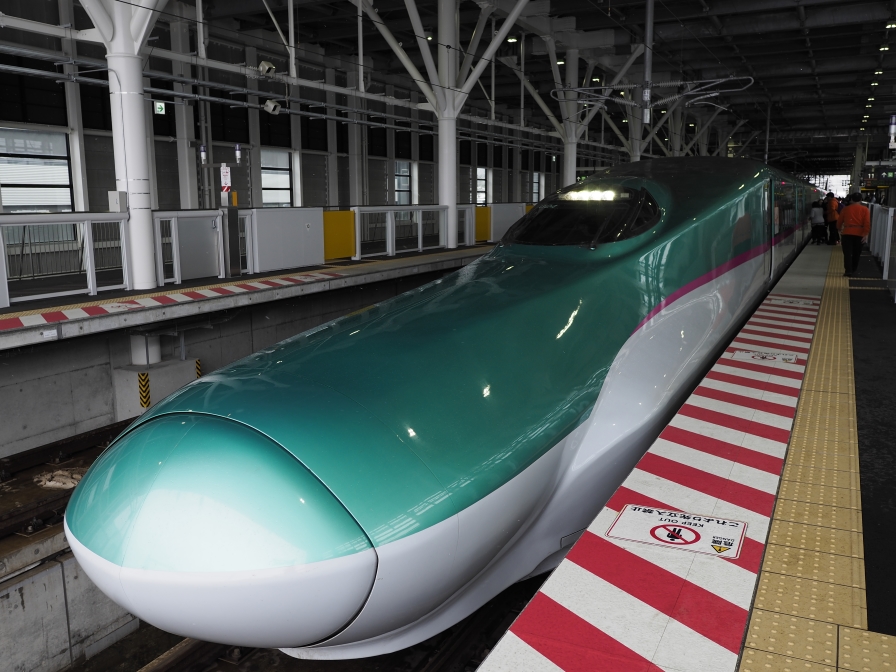新函館北斗駅の新幹線