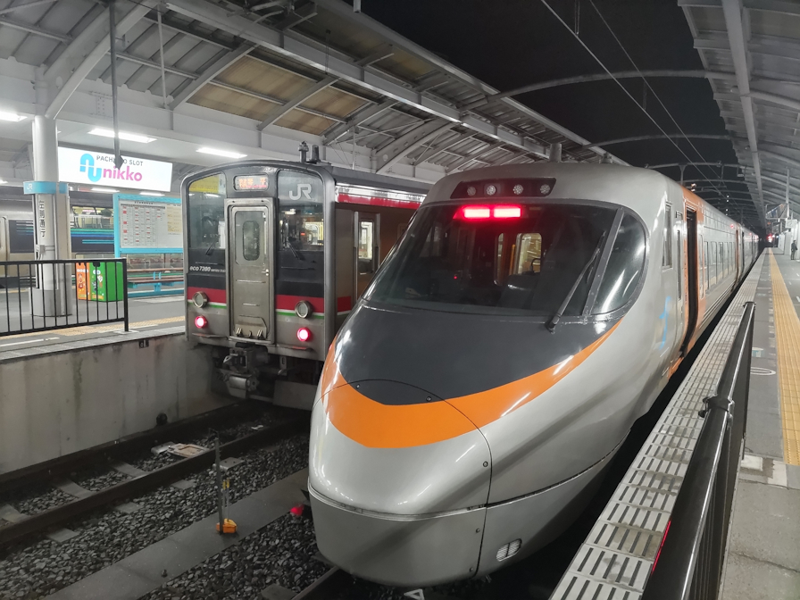 高松駅特急いしづち25号