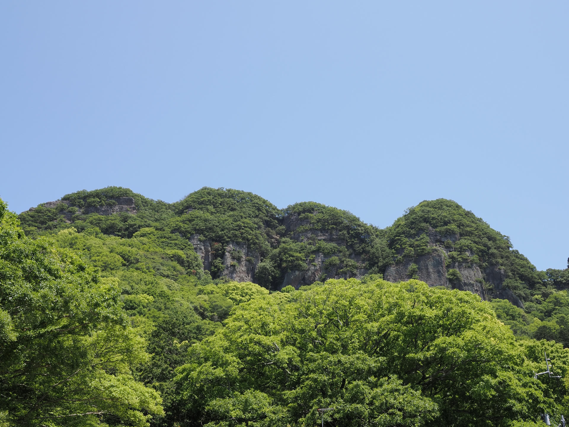 五剣山